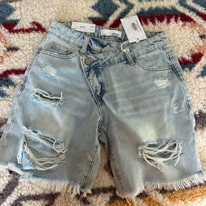 Vervet Shorts NWT